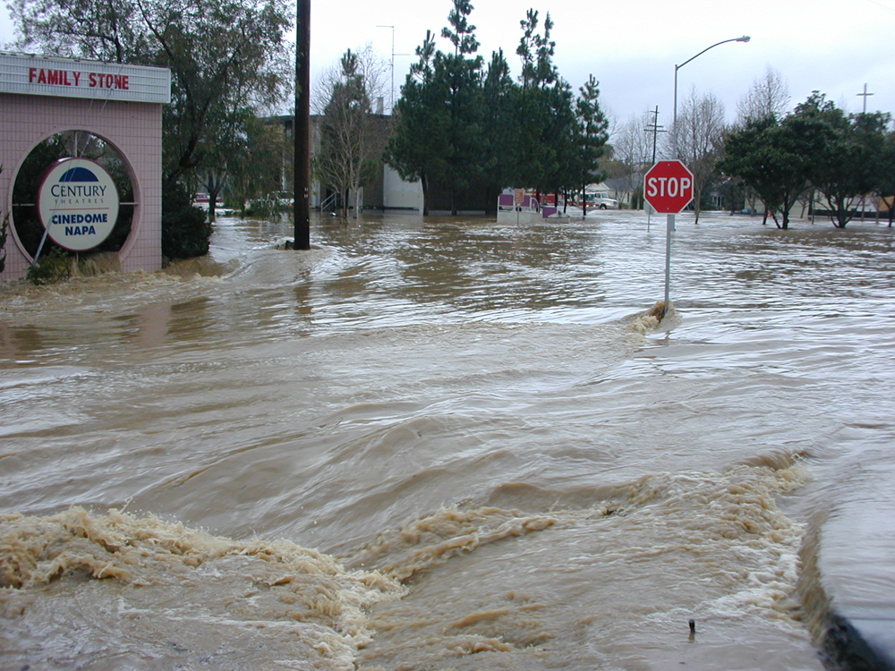 Napa Flooding over roadway and intersection