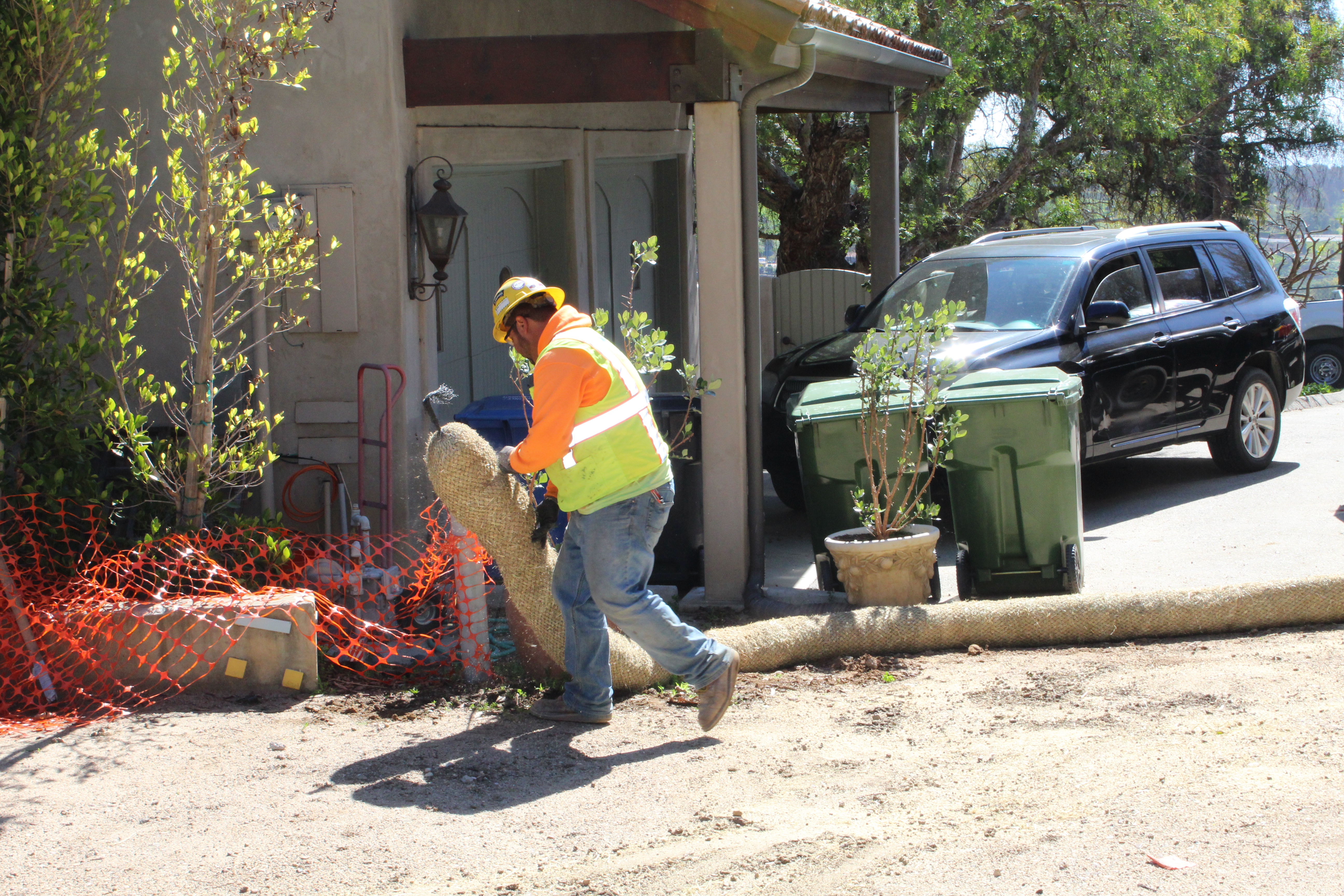 State Contractors Begin Erosion Control Measures on Properties Affected by Woolsey Fire