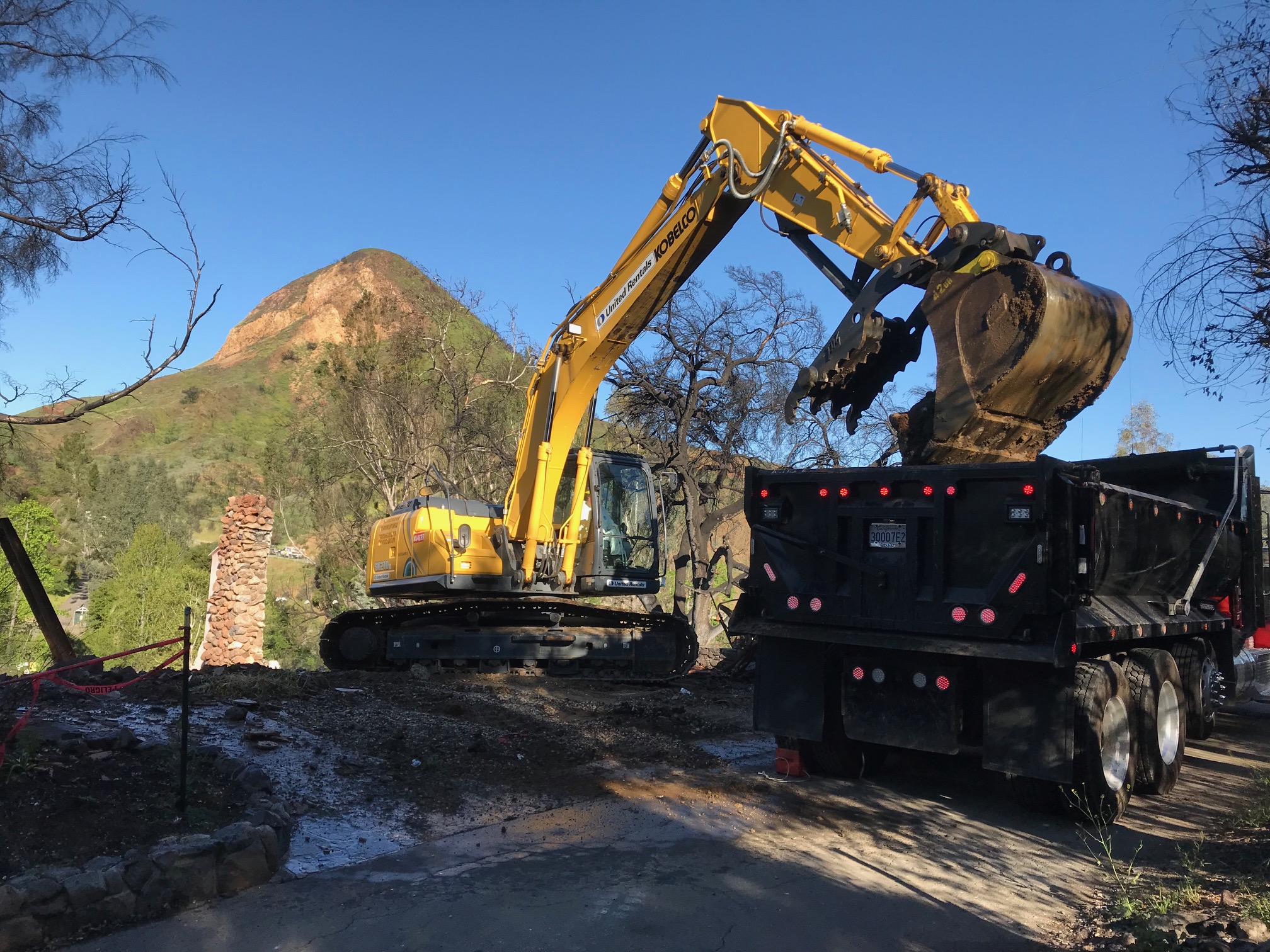 Nearly 625 Properties Cleared of Woolsey, Hill Fire Debris